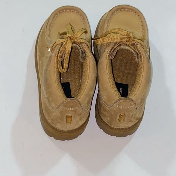 Tan Moccasin Shoes with Classic Design Kids Size 10C - Picture 4 of 14